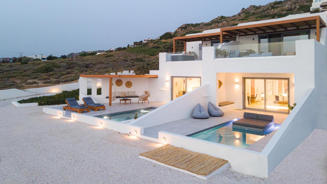 Seanfinity Beachfront Suites Mikri Vigla Exterior photo