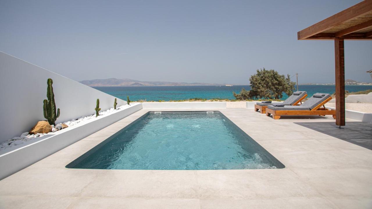 Seanfinity Beachfront Suites Mikri Vigla Exterior photo