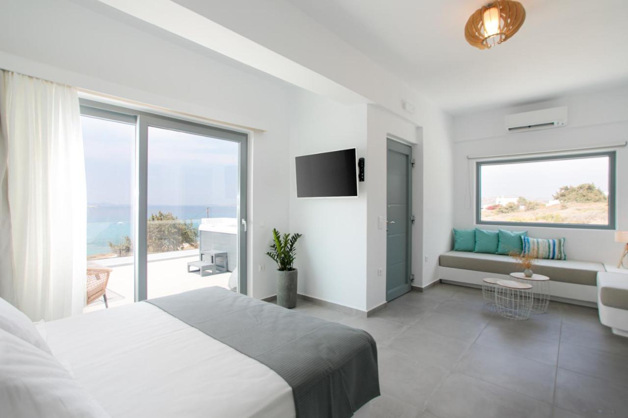 Seanfinity Beachfront Suites Mikri Vigla Exterior photo