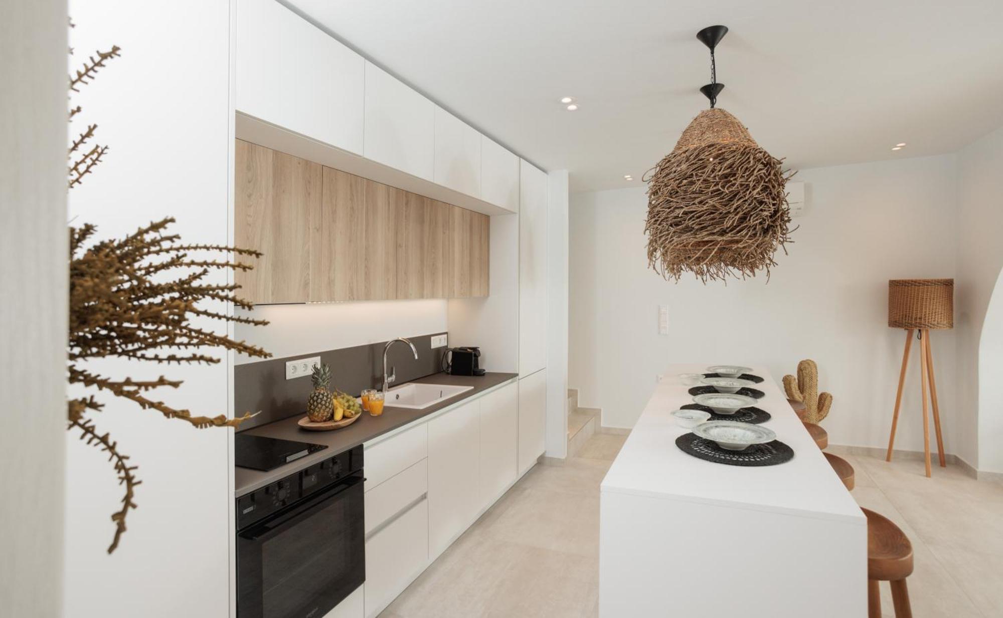 Seanfinity Beachfront Suites Mikri Vigla Exterior photo