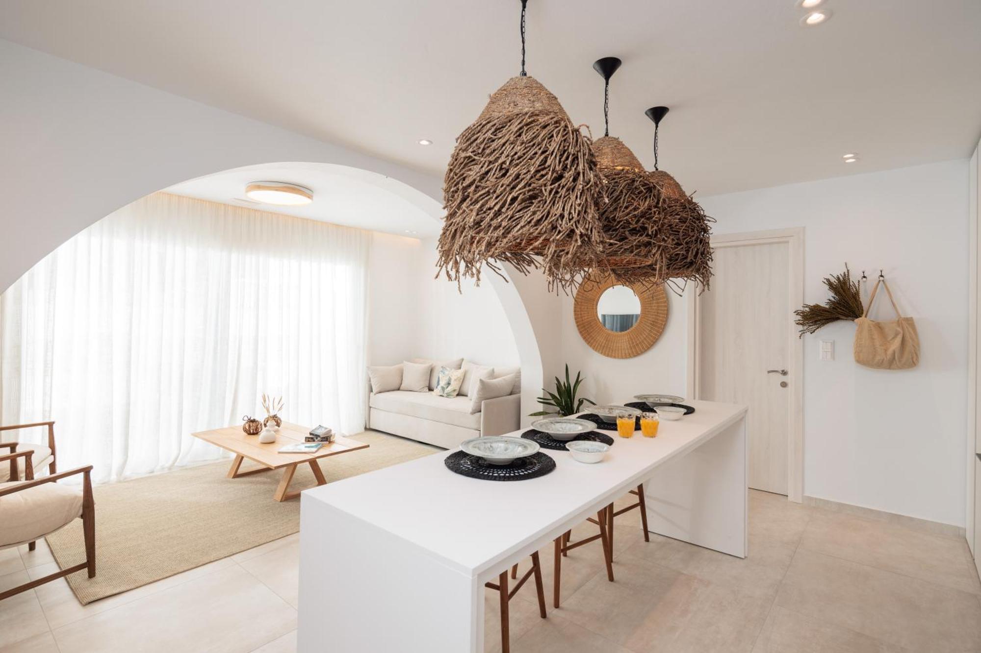 Seanfinity Beachfront Suites Mikri Vigla Exterior photo