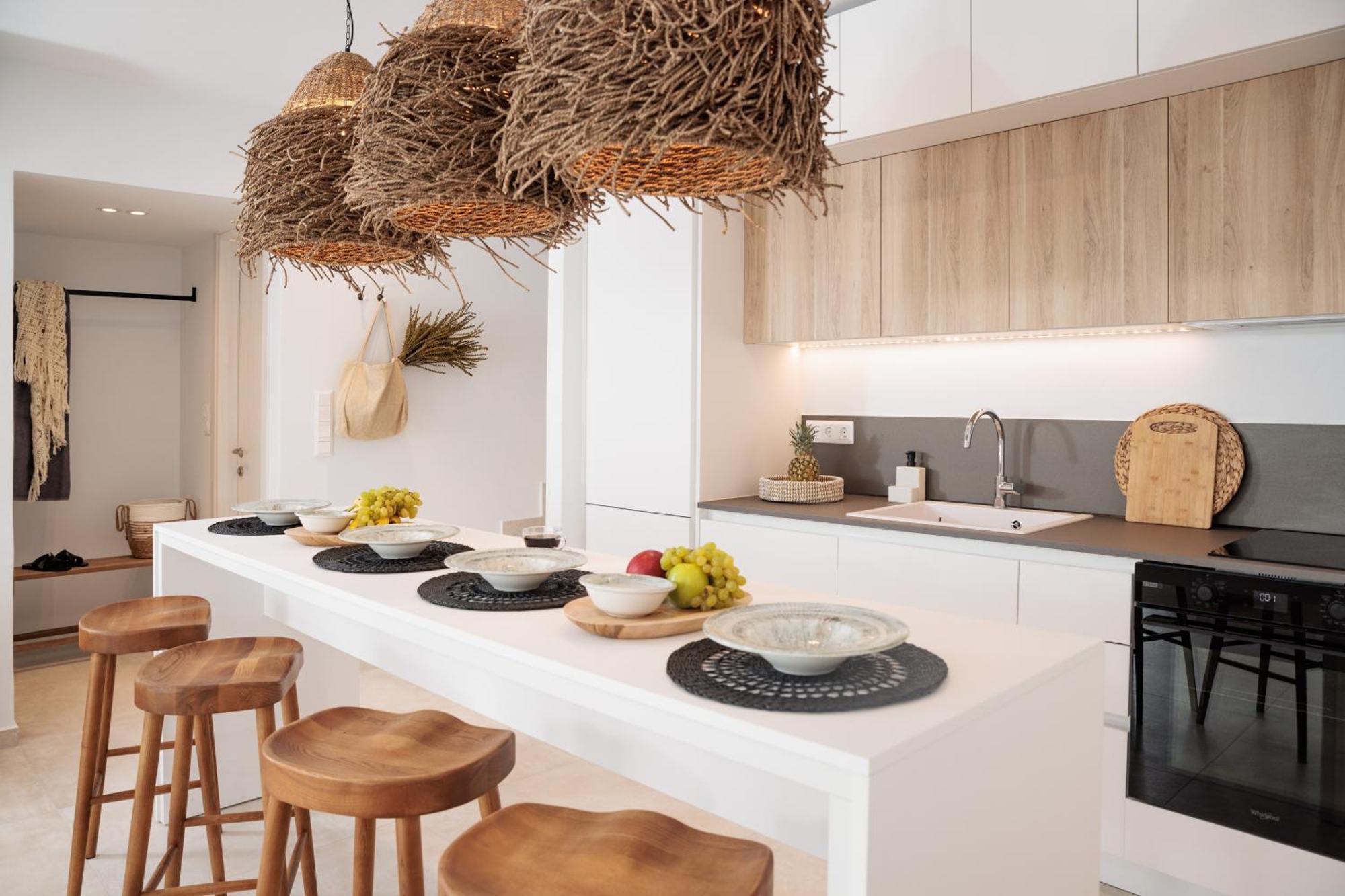 Seanfinity Beachfront Suites Mikri Vigla Room photo