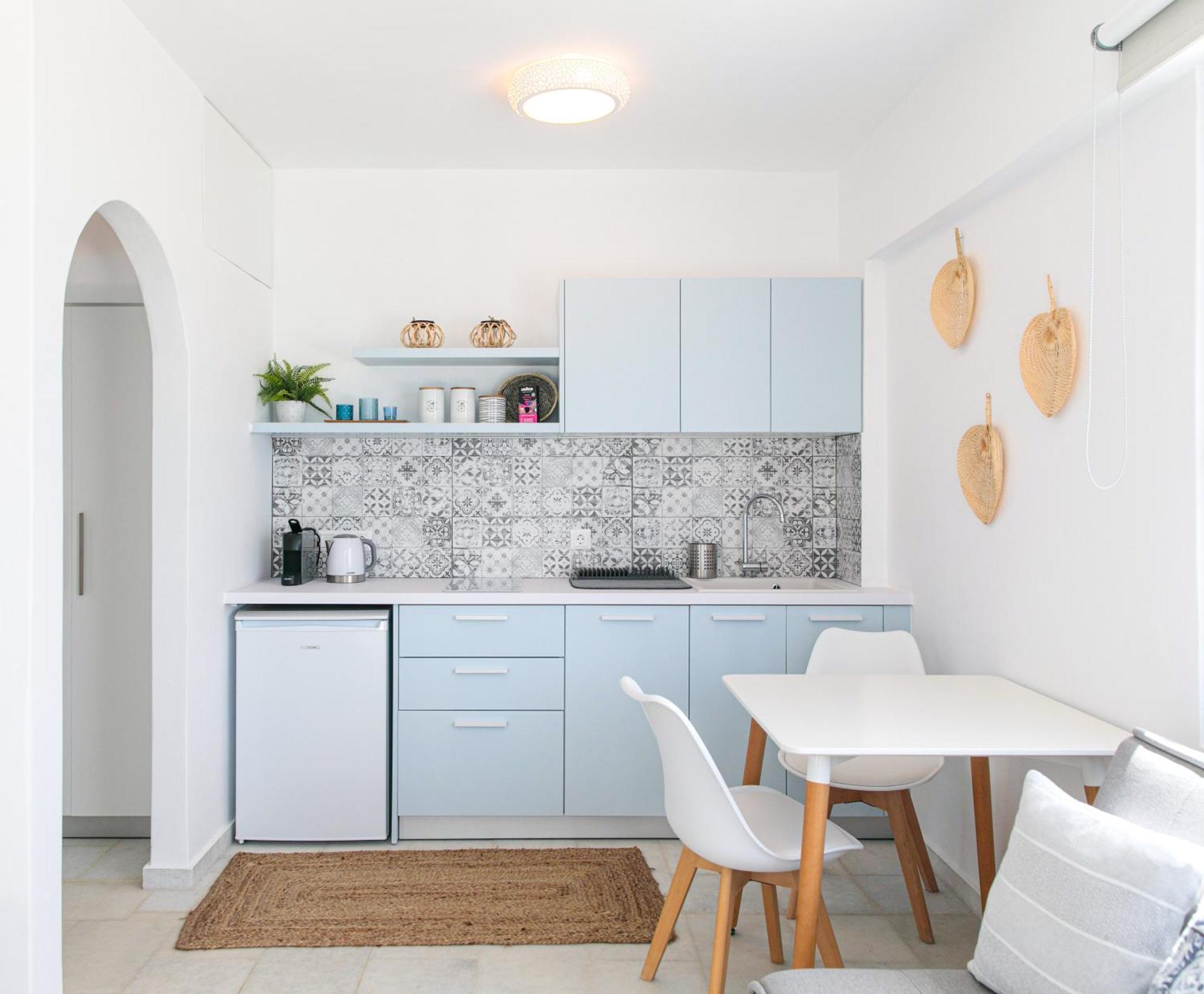 Seanfinity Beachfront Suites Mikri Vigla Room photo